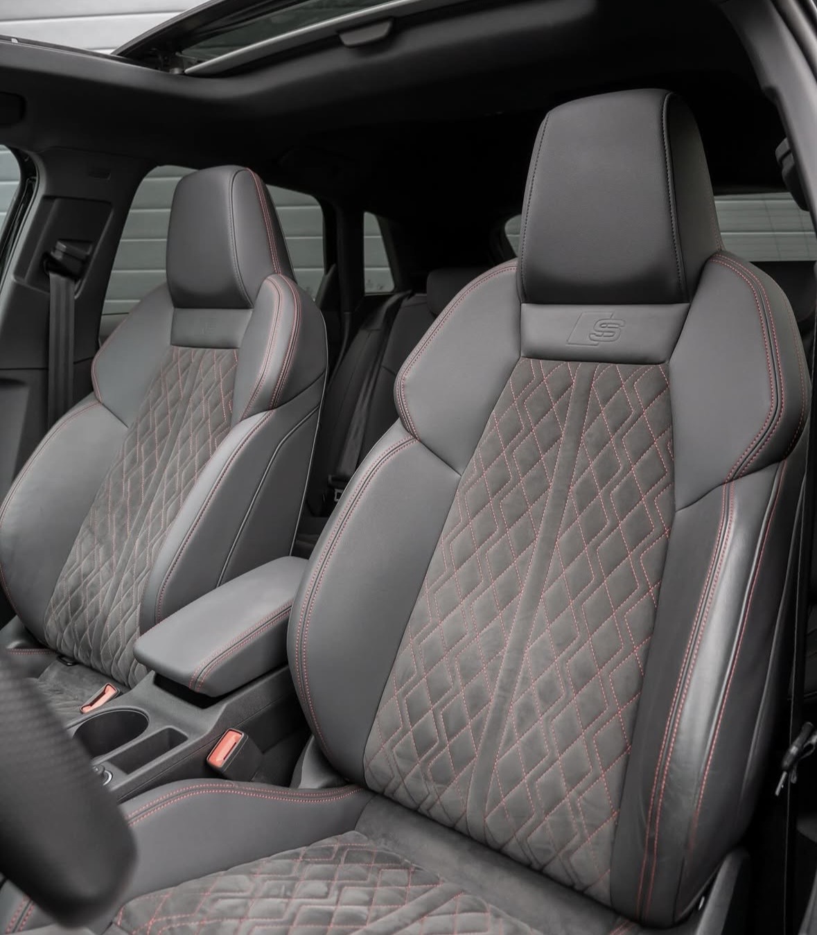 Audi A3 Sportback S line — photo 3